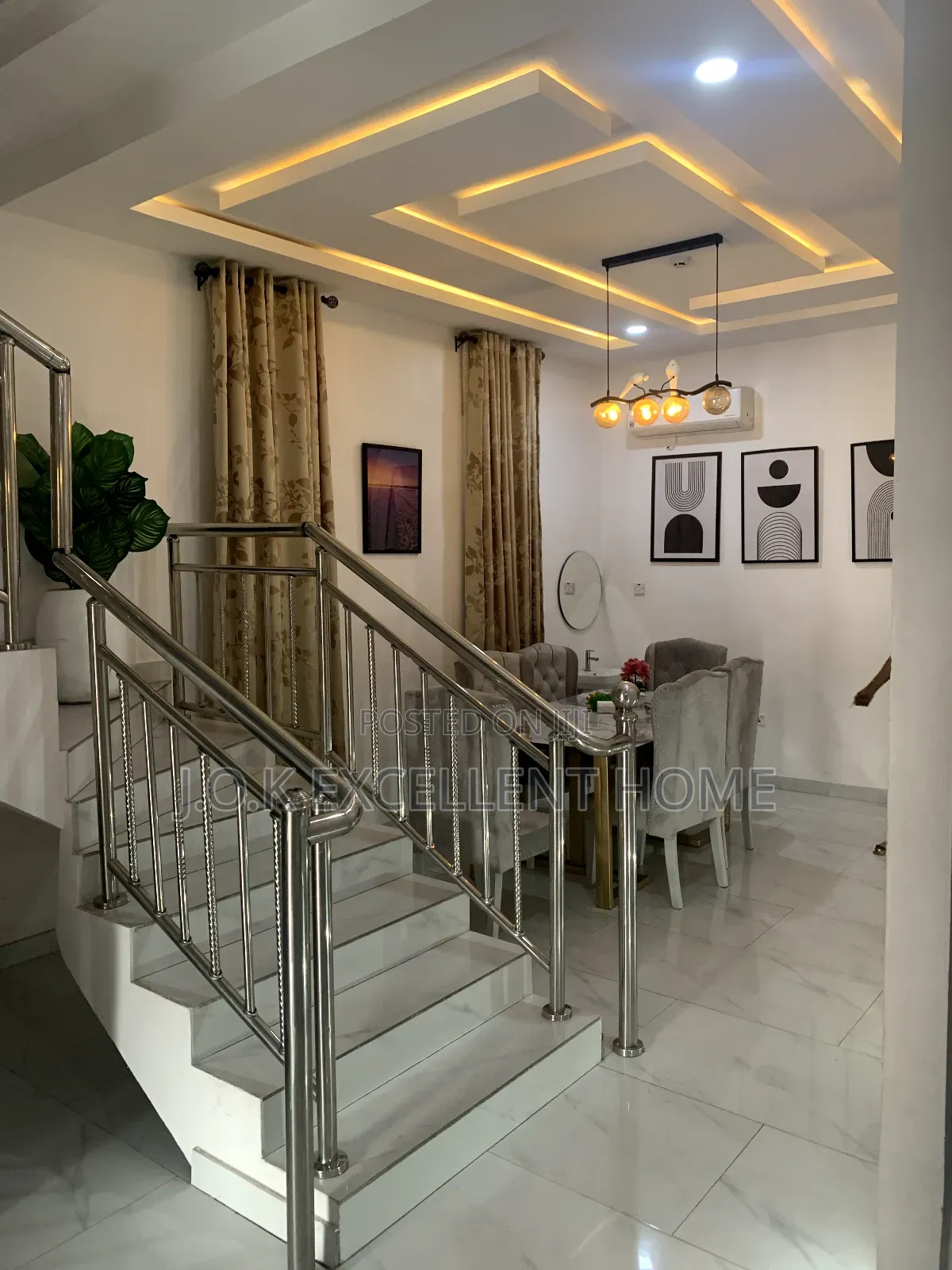 Furnished 5bdrm Duplex in Omole Phase 1 for sale in Omole Phase 1