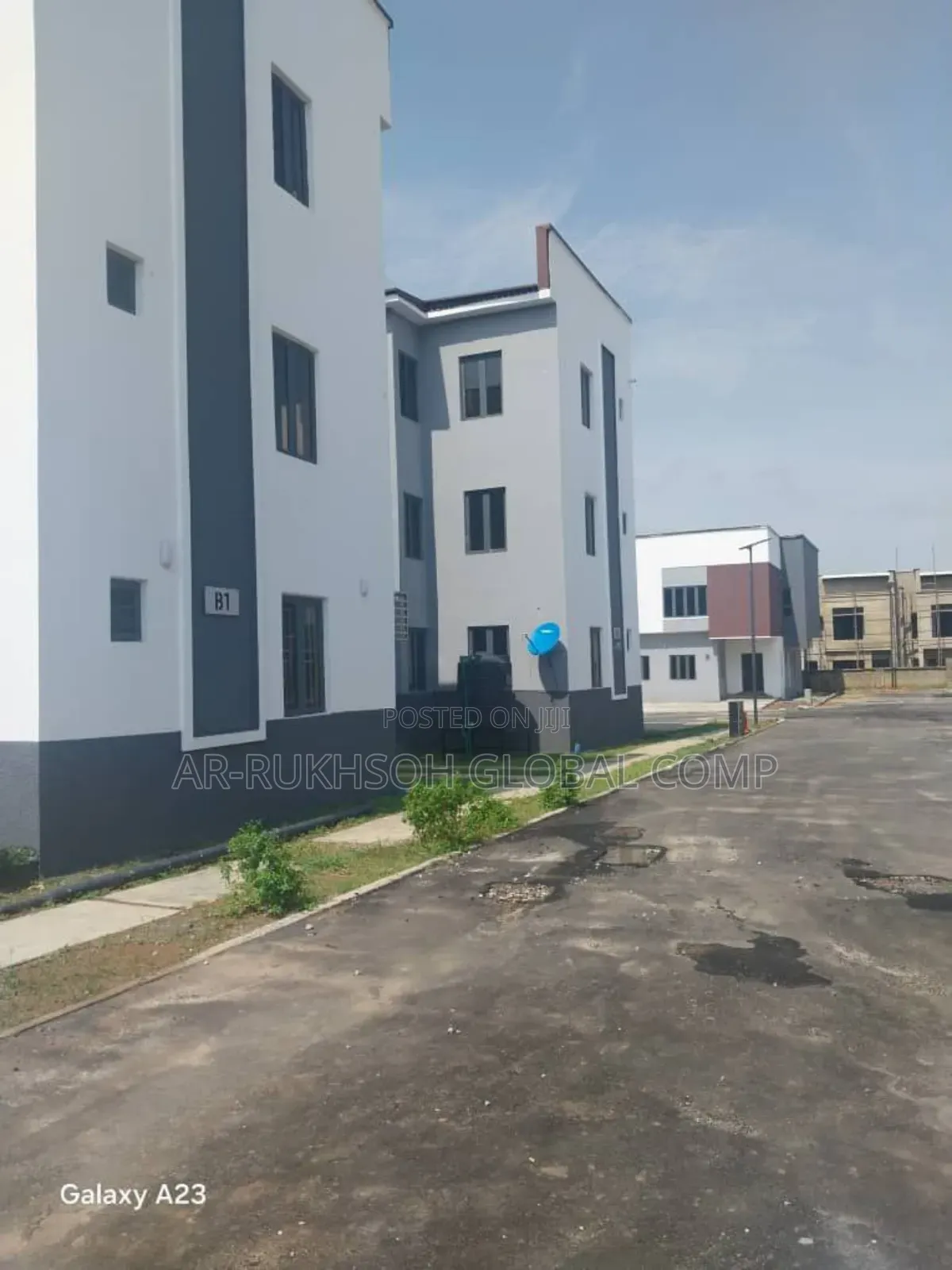 3bdrm Townhouse/Terrace in Estate Located By, FHA for sale in FHA