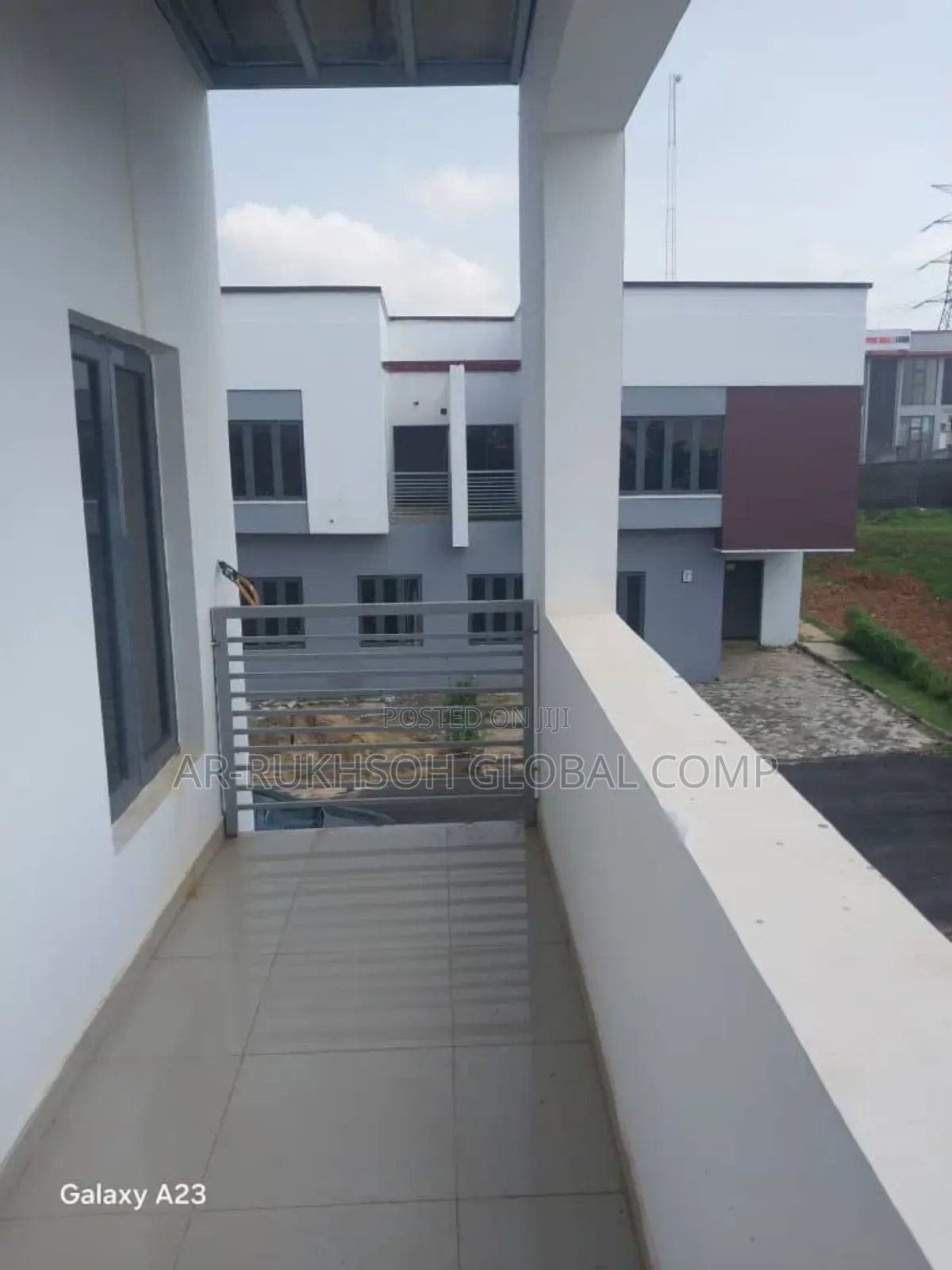 3bdrm Townhouse/Terrace in Estate Located By, FHA for sale in FHA