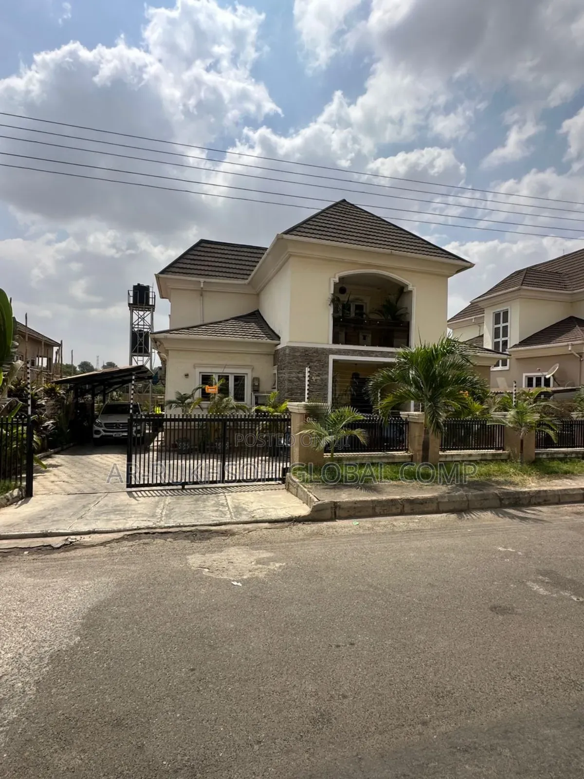 4bdrm Duplex in River Park Estate, FHA for sale in FHA