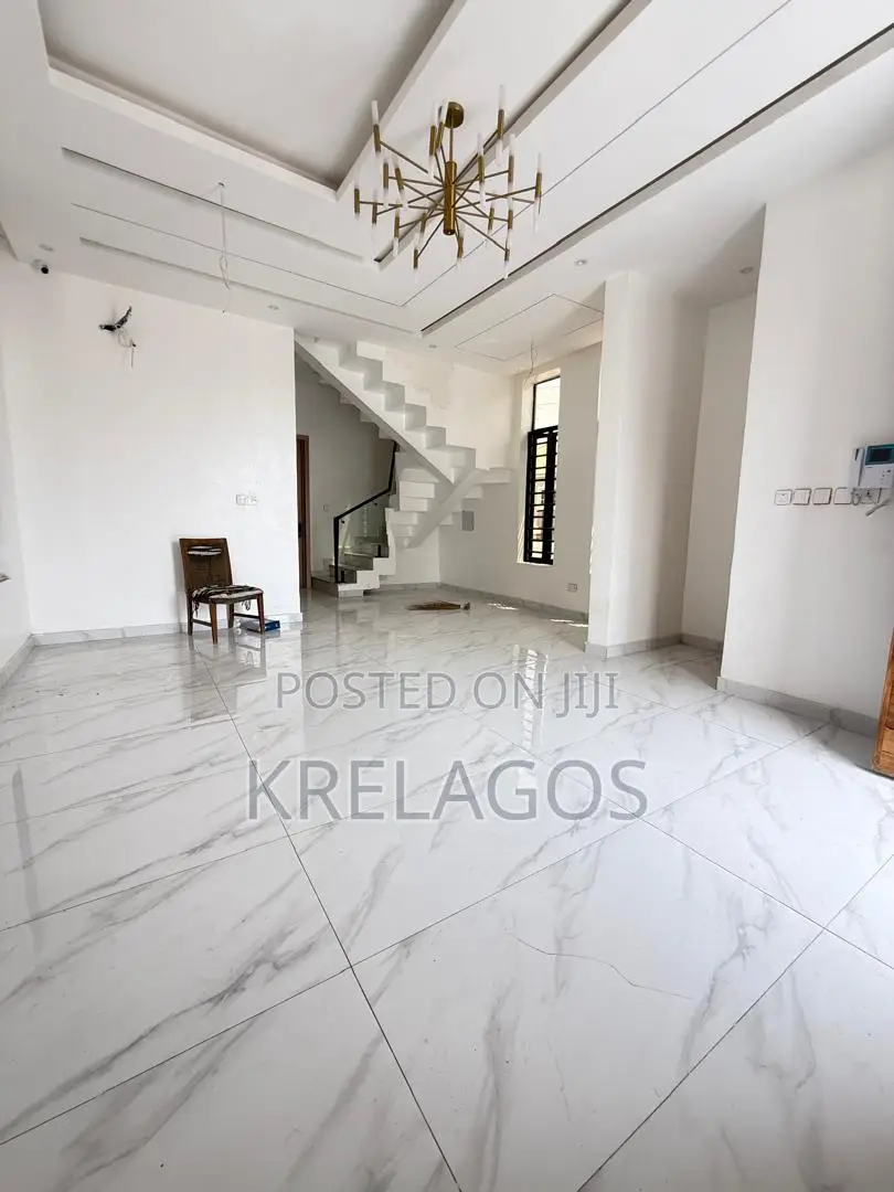 4bdrm Duplex in Sangotedo for sale in Sangotedo