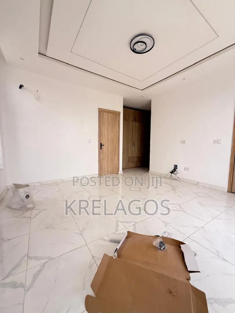 4bdrm Duplex in Sangotedo for sale in Sangotedo