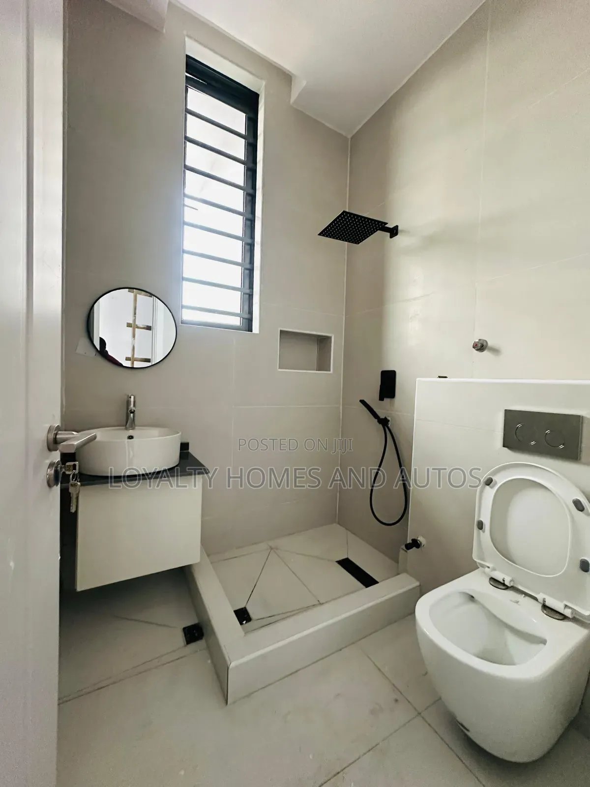 4bdrm Duplex in Adeniyi Jones for sale in Adeniyi Jones