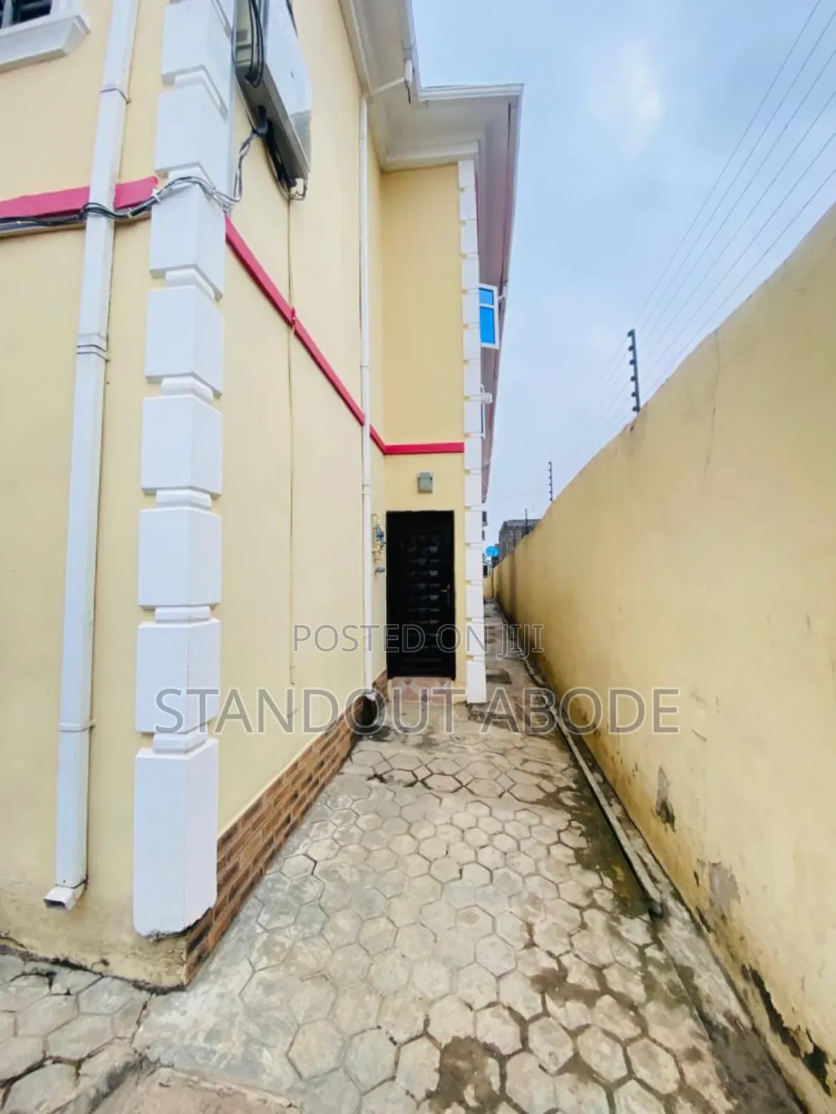 2bdrm Block of Flats in In A Good Location, Isheri / Egbe Idimu in Isheri / Egbe Idimu