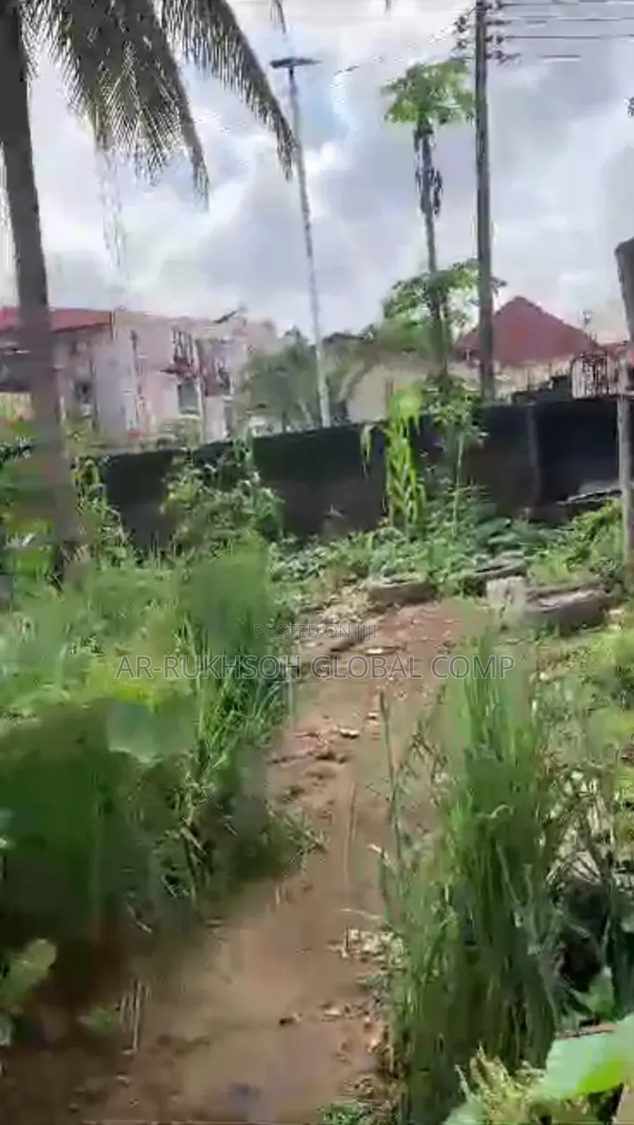 Strategic 1000m2 Residential Land at Wuse Zone 5 Close to First Bank in Zone 5 / Wuse