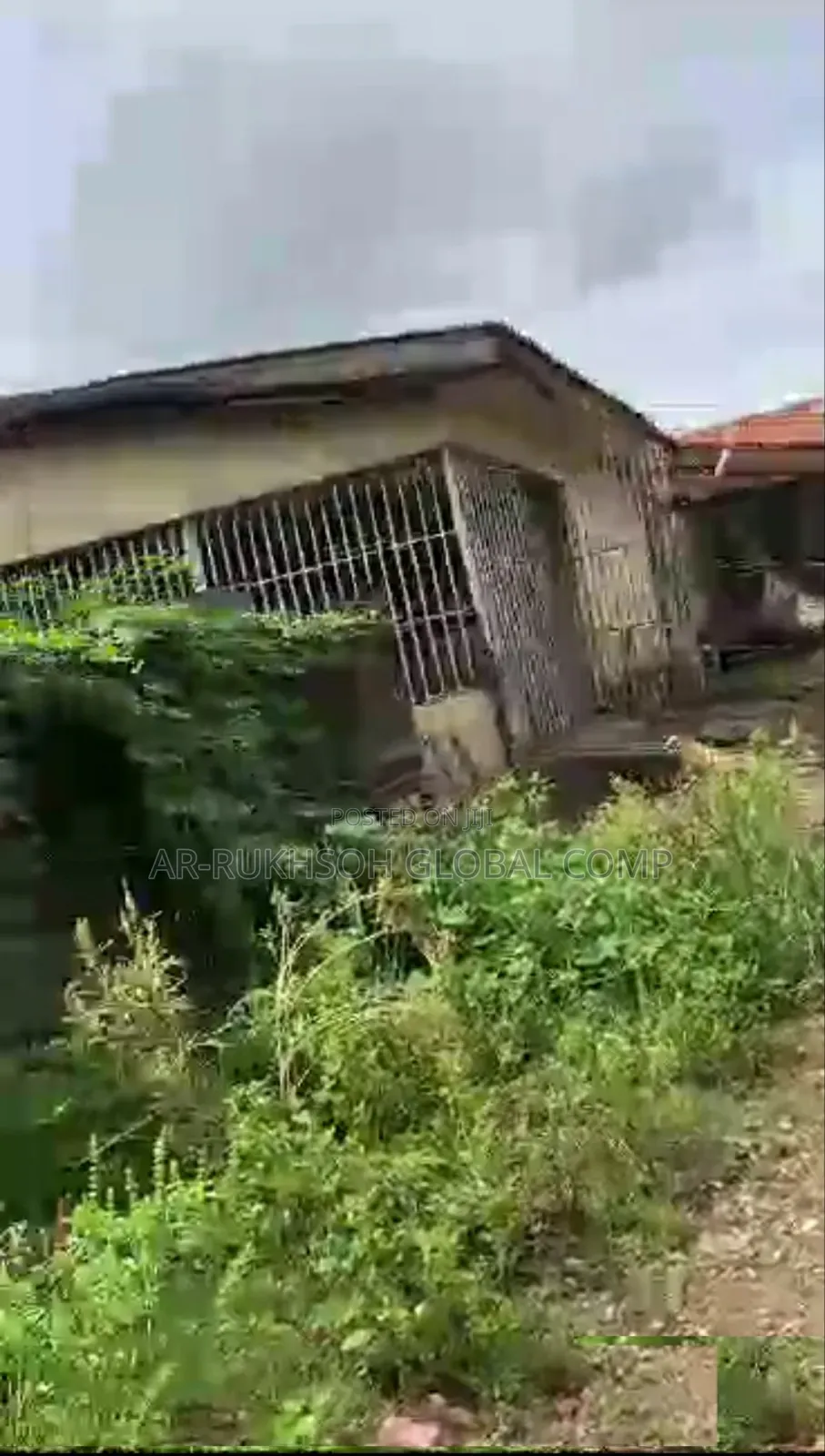 Strategic 1000m2 Residential Land at Wuse Zone 5 Close to First Bank in Zone 5 / Wuse