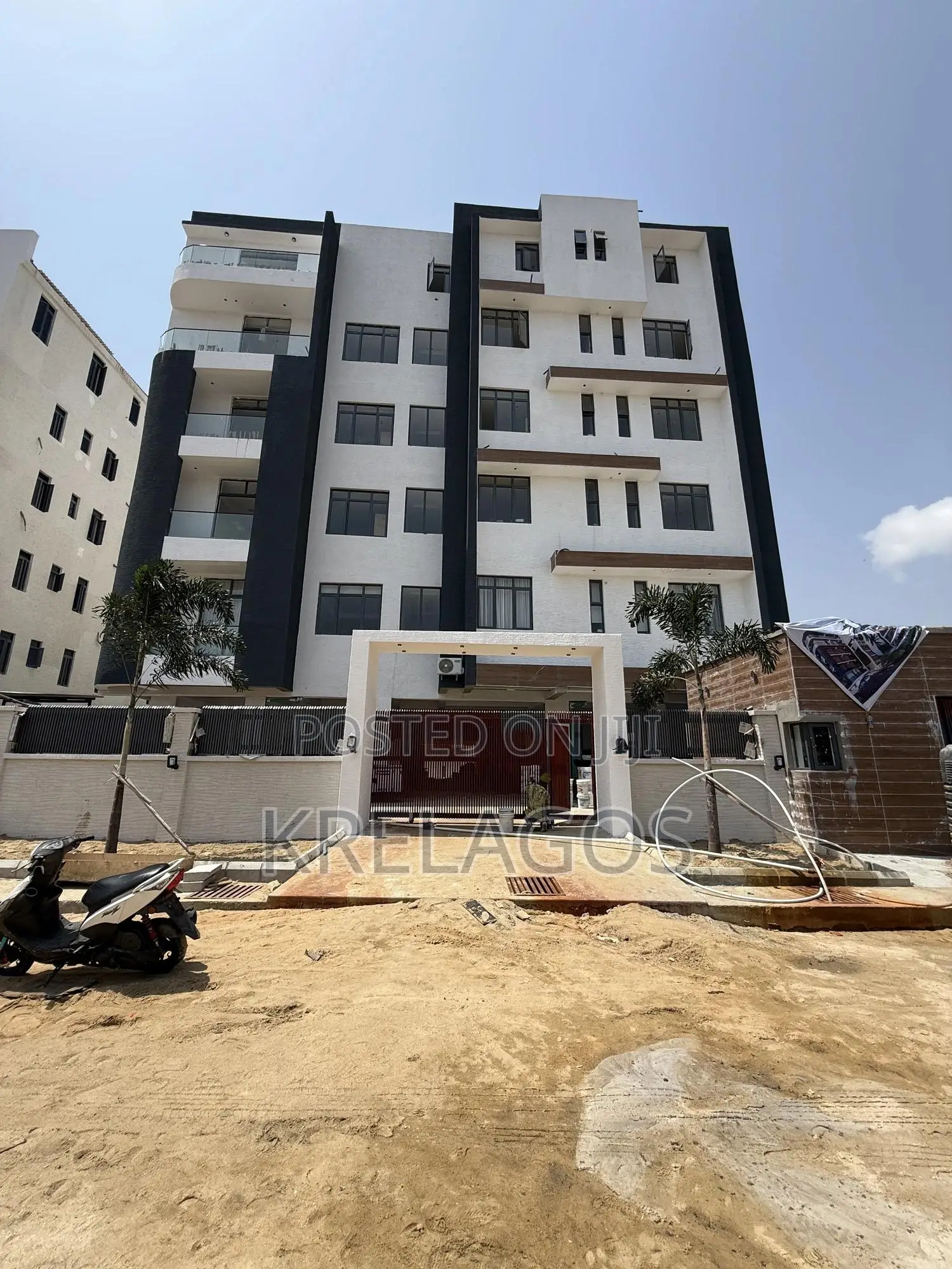 2bdrm Apartment in Ikate for sale in Ikate