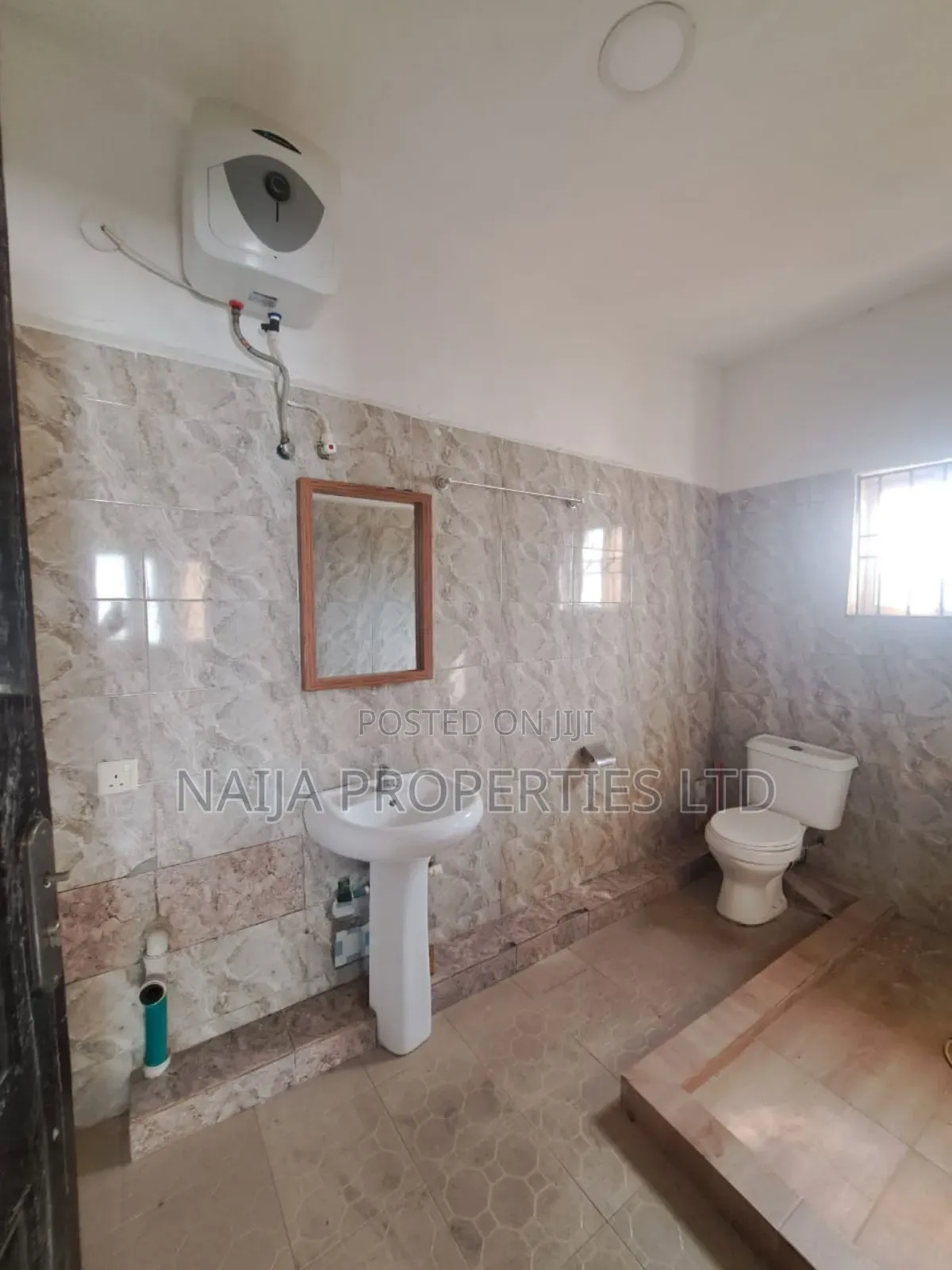 3bdrm Apartment in Salem-Ikate, Lekki for rent in Lekki