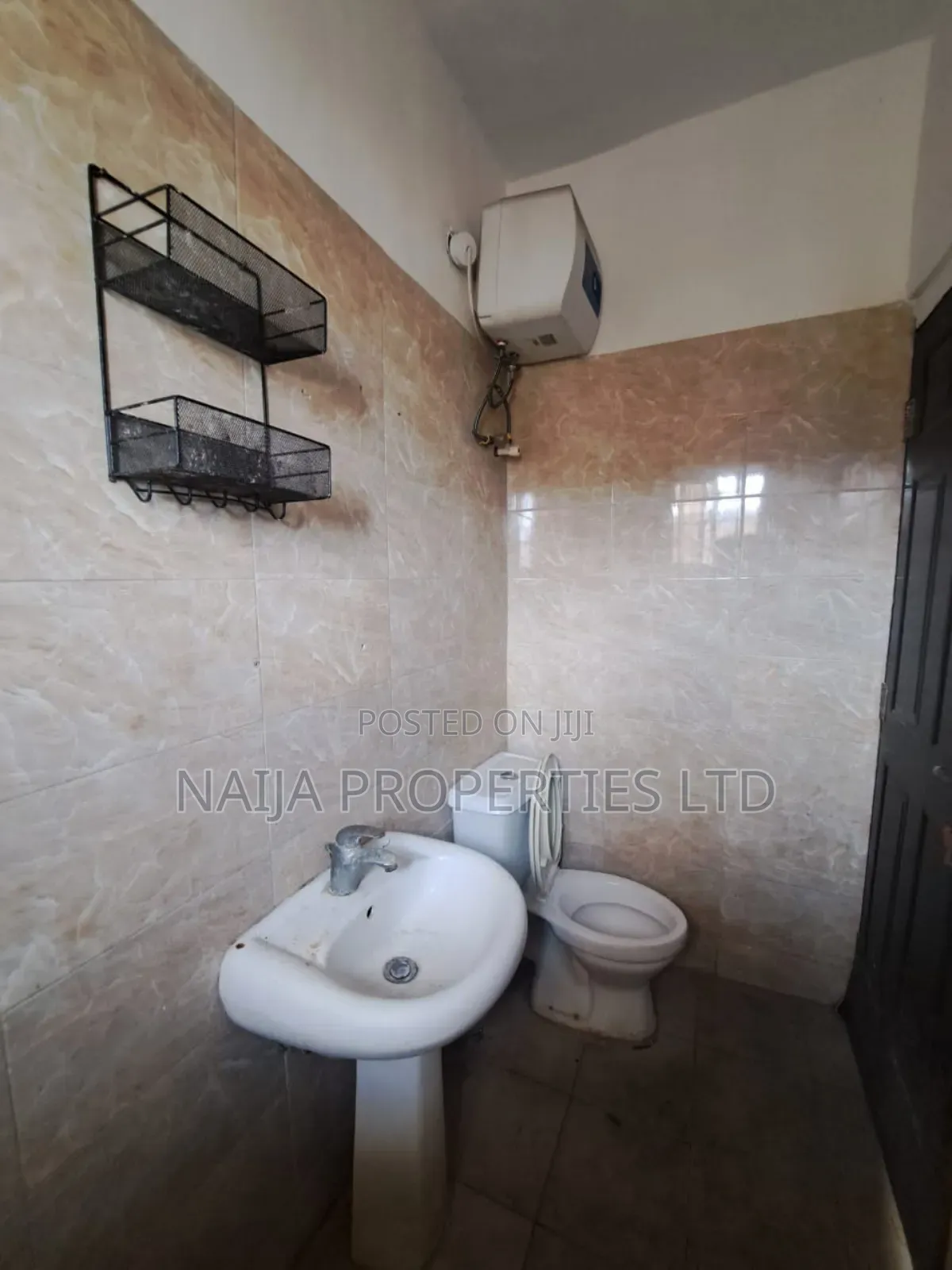 2bdrm Apartment in Salem-Ikate, Lekki for rent in Lekki