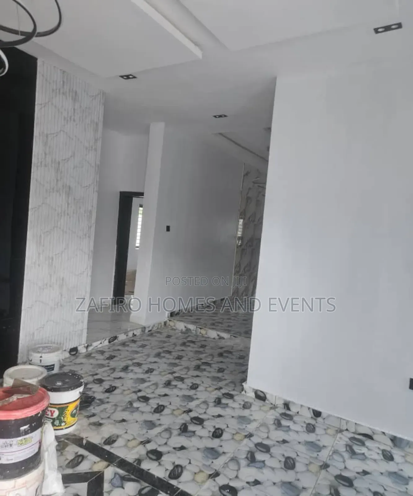 4bdrm Bungalow in Dss Quarters Idishin, Ibadan for sale in Ibadan
