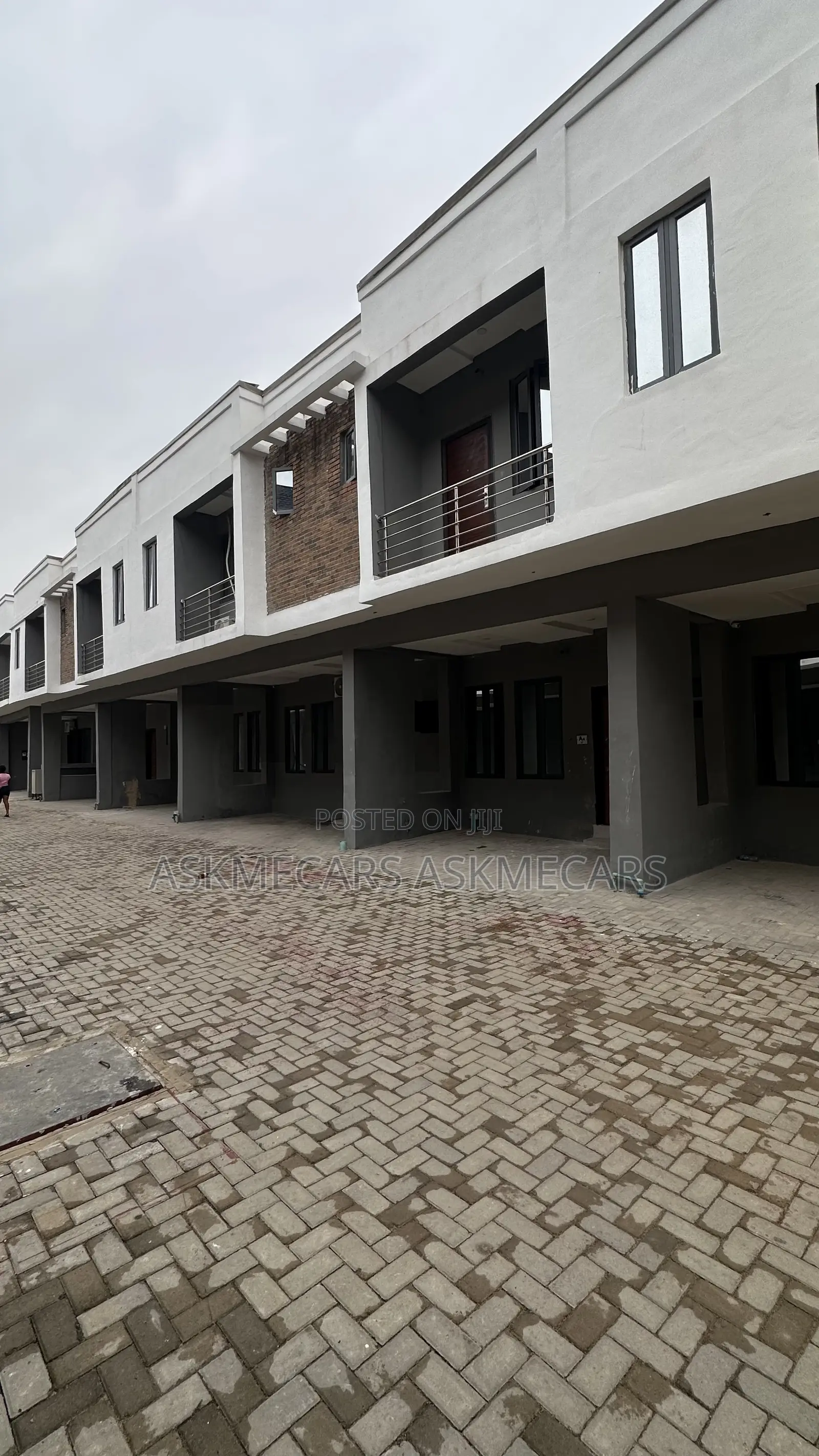 3bdrm Duplex in Along Abrahim, Ajah for rent in Ajah