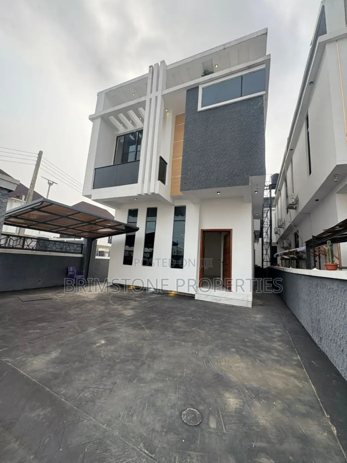 Furnished 4bdrm Duplex in Ikota for sale in Ikota