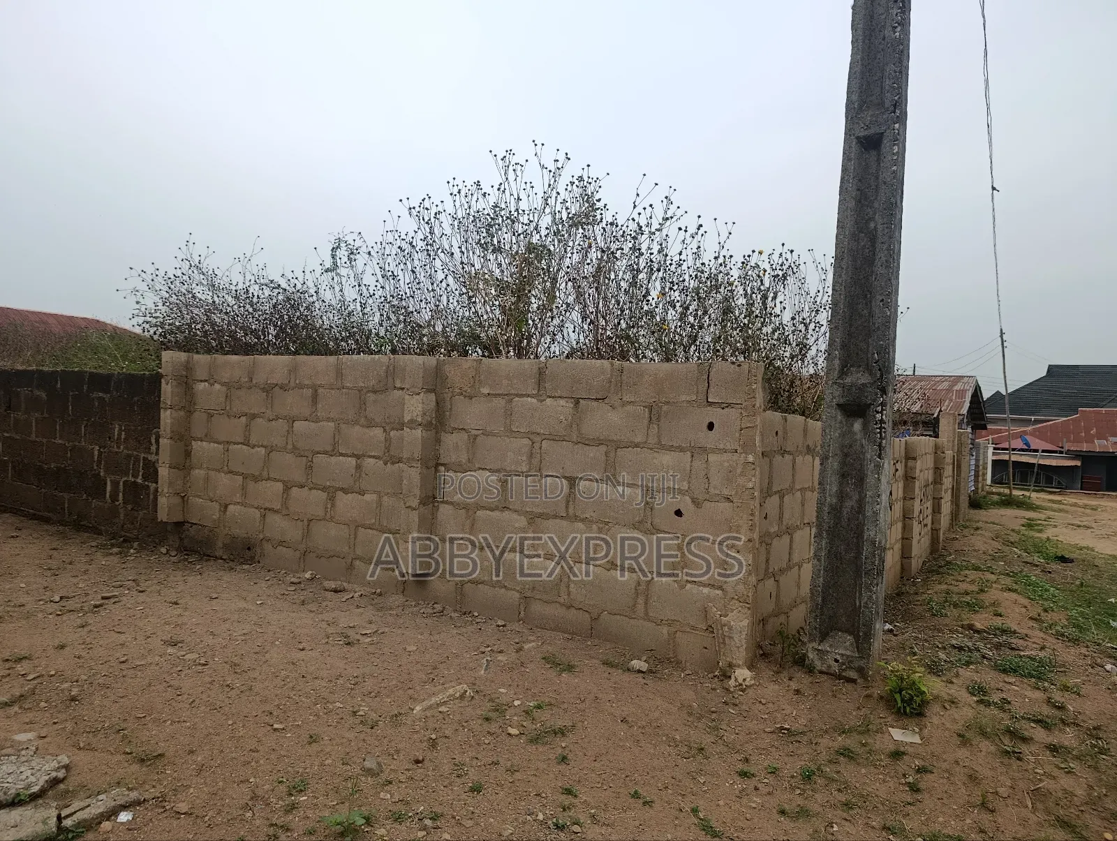 Land Available for Sale Along Tipper Garage Challenge Ibadan. in Akala Express