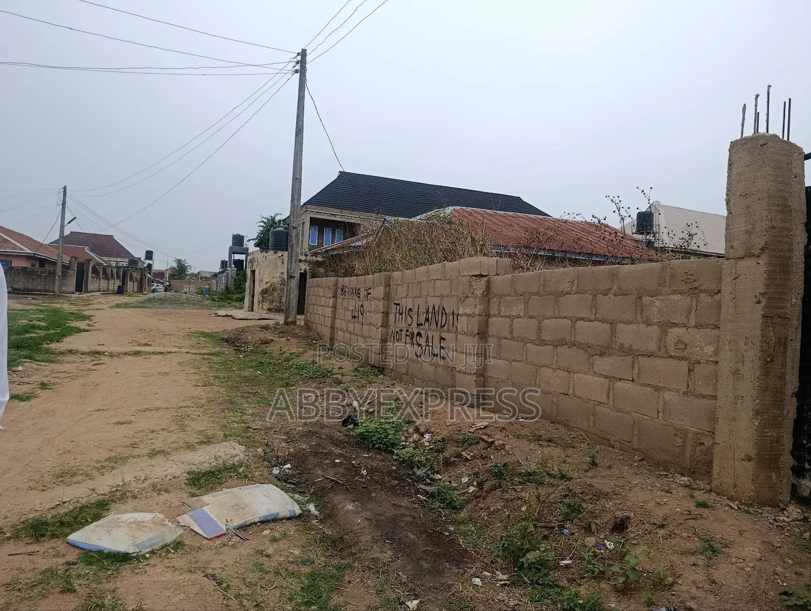 Land Available for Sale Along Tipper Garage Challenge Ibadan. in Akala Express
