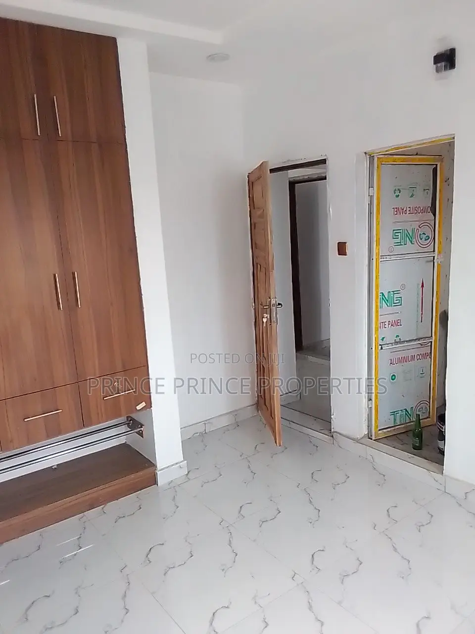 Furnished 2bdrm Block of Flats in Surulere for rent in Surulere