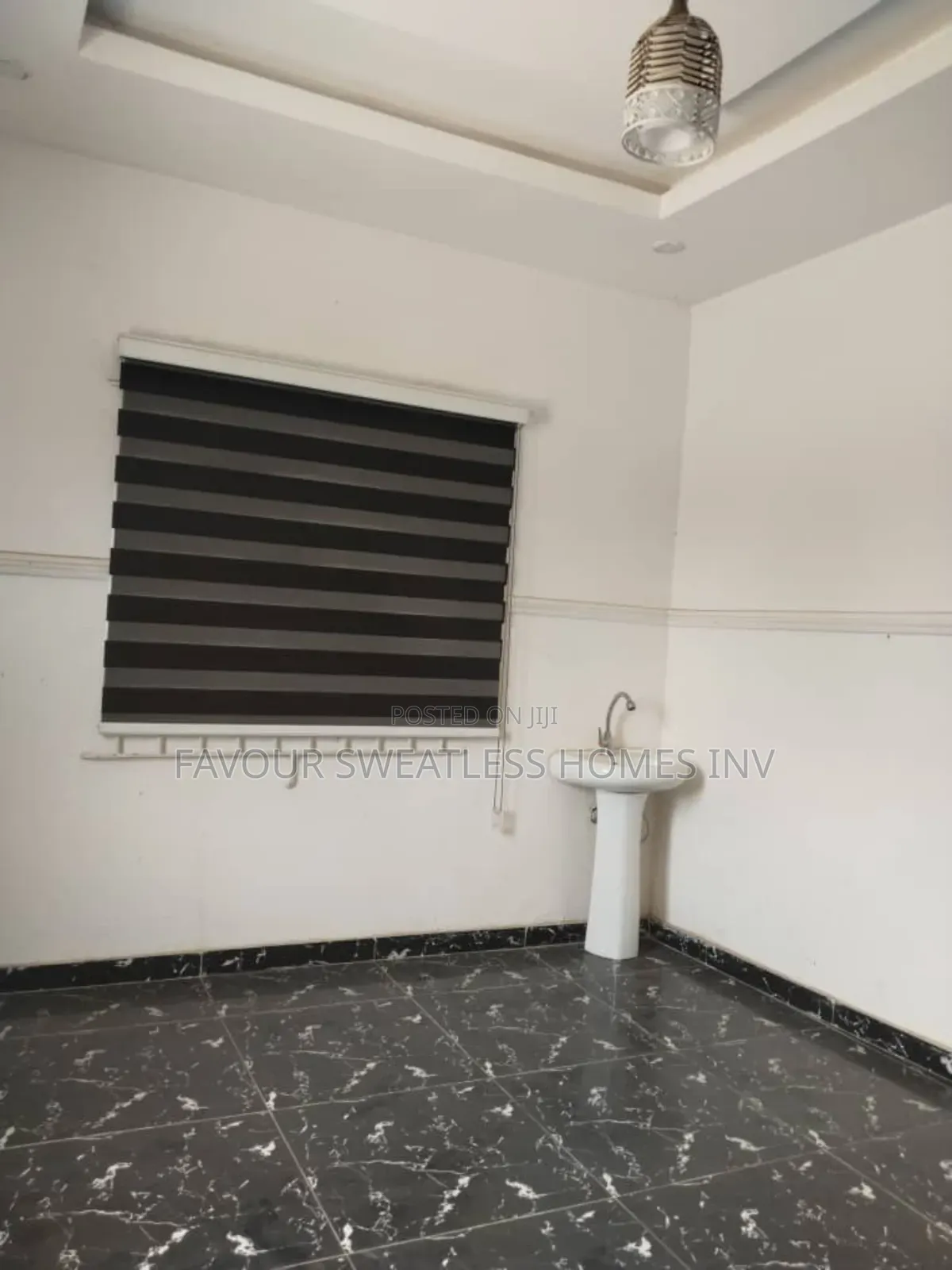 3bdrm Bungalow in Adesan, Obafemi-Owode for sale in Obafemi-Owode