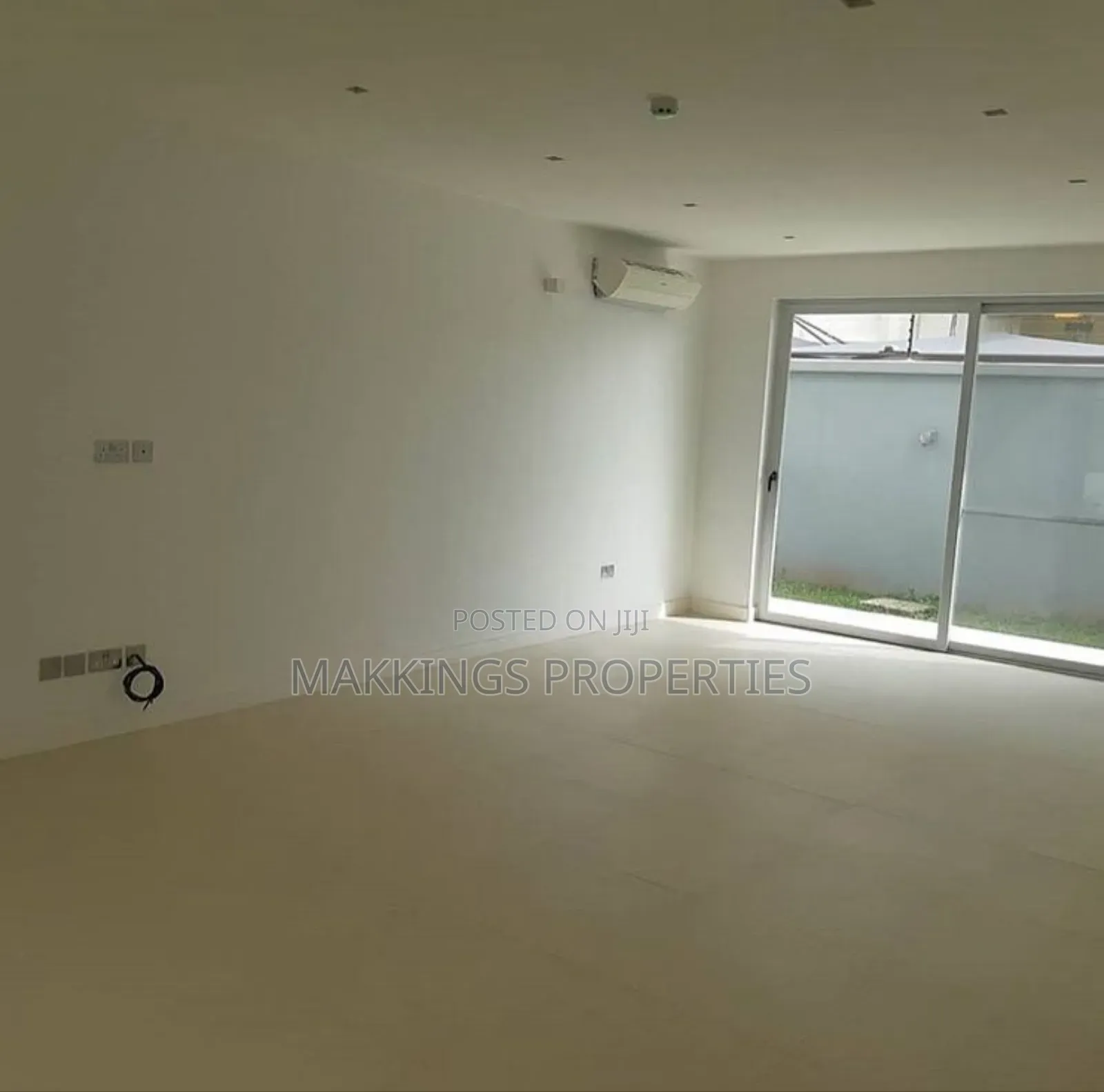 3bdrm Duplex in Banana Island for rent in Banana Island