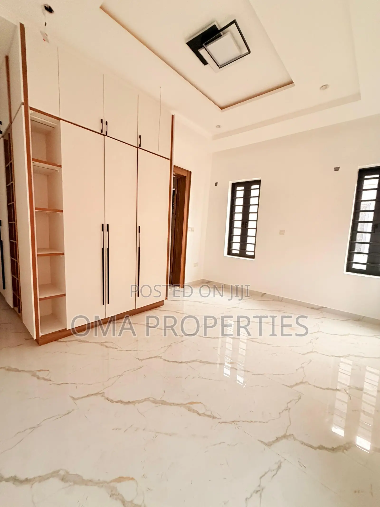 Furnished 4bdrm House in GRA Phase 1 for sale in GRA Phase 1