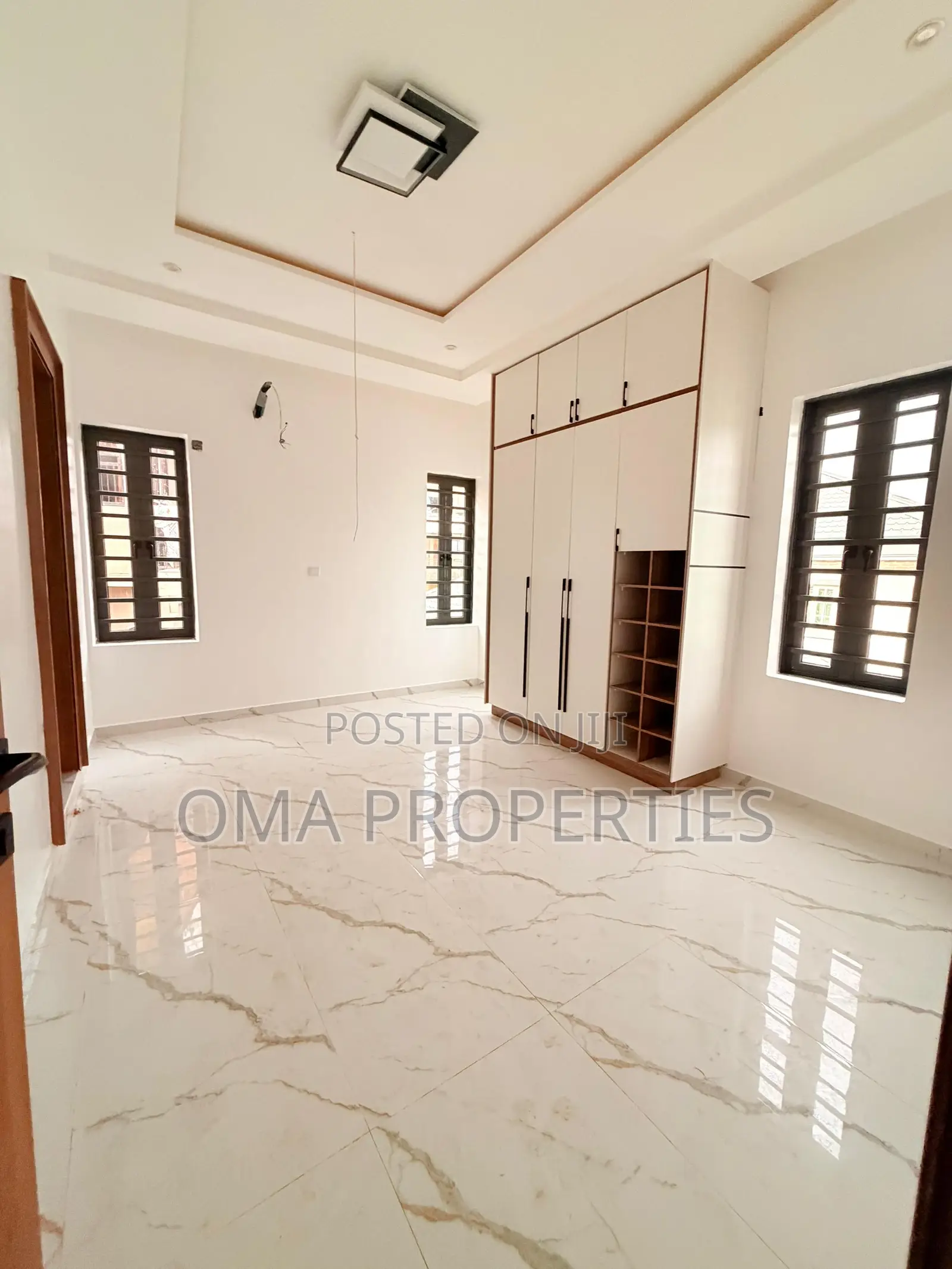 Furnished 4bdrm House in GRA Phase 1 for sale in GRA Phase 1