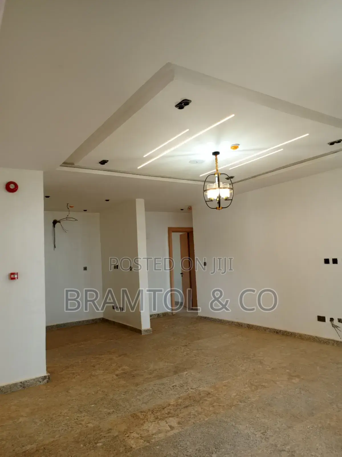 Smart House for Residence of Airbnb in Jahi