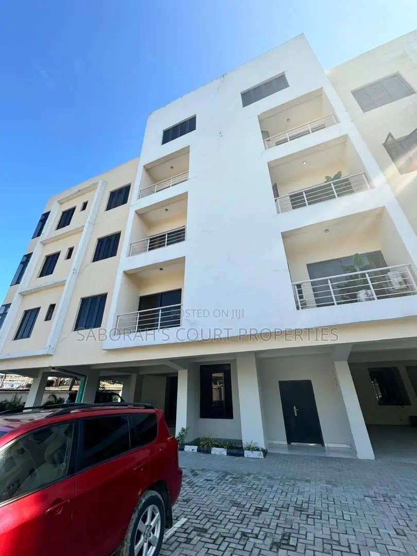 Furnished 3bdrm Apartment in Lekki Phase 1 for rent in Lekki Phase 1