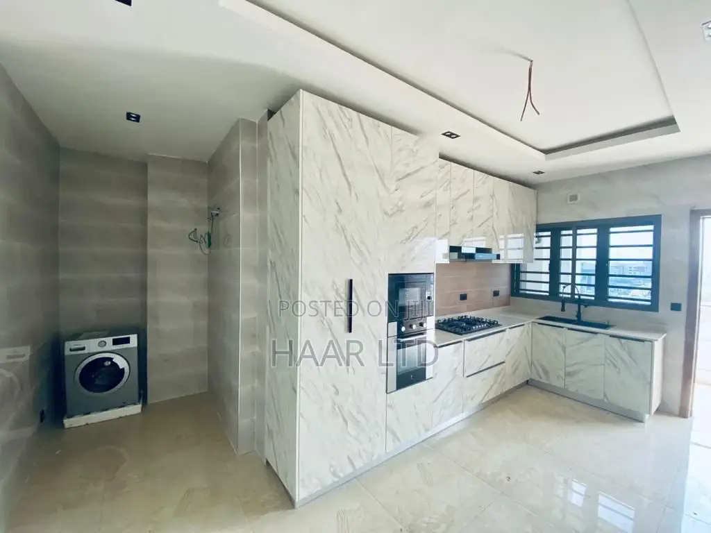 3bdrm Apartment in Lekki Phase 1 for sale in Lekki Phase 1