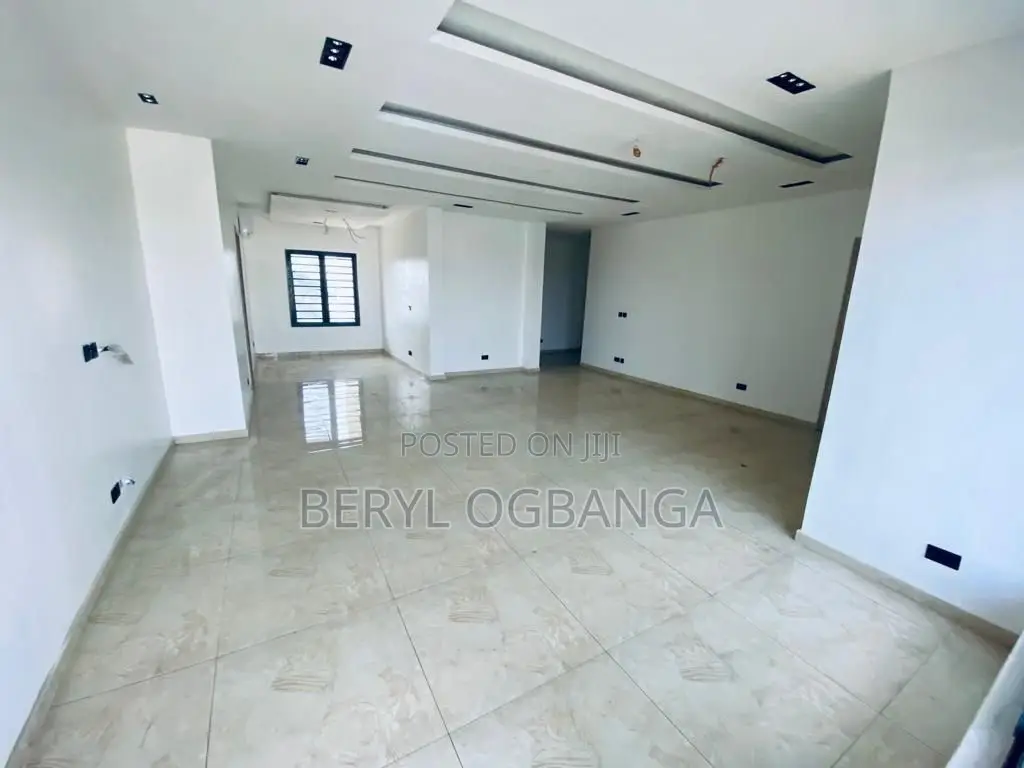 3bdrm Apartment in Lekki Phase 1 for sale in Lekki Phase 1