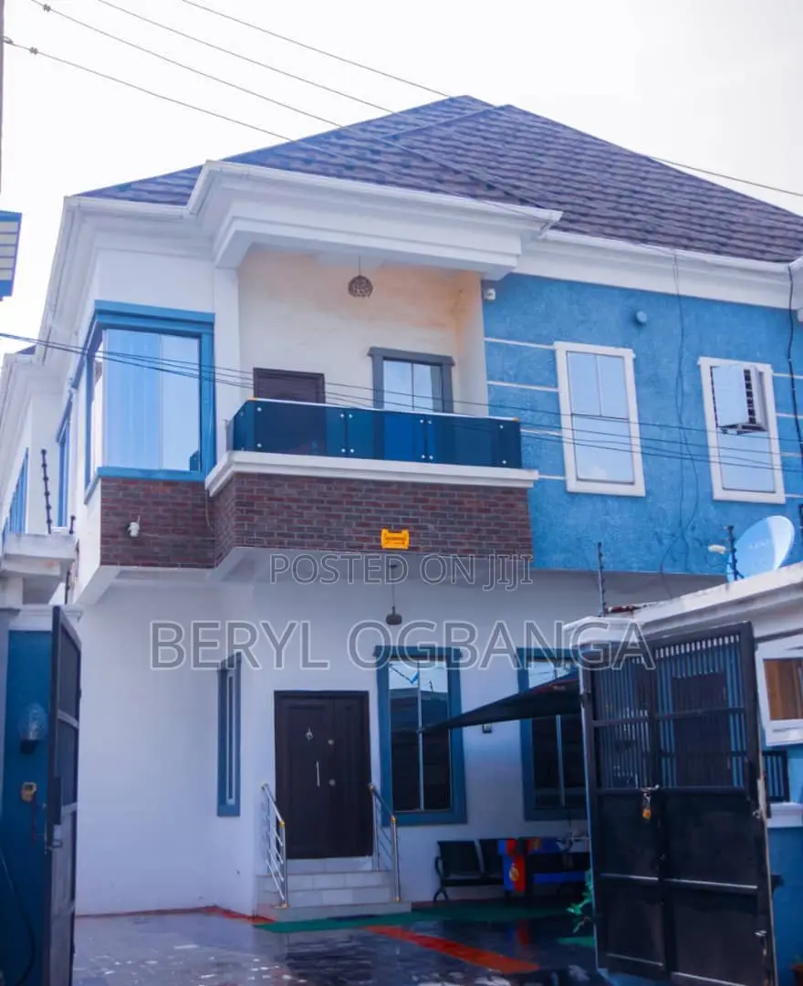 Furnished 4bdrm Duplex in Lekki Phase 2 for rent in Lekki Phase 2