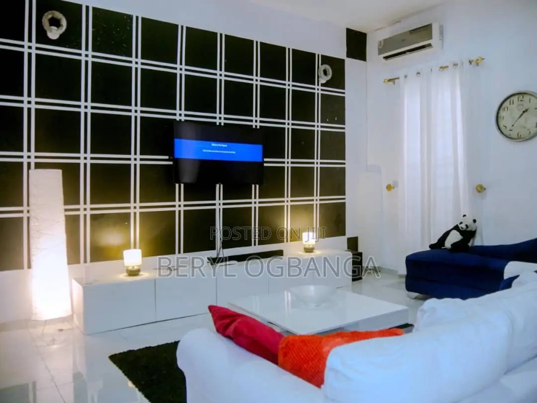 Furnished 4bdrm Duplex in Lekki Phase 2 for rent in Lekki Phase 2