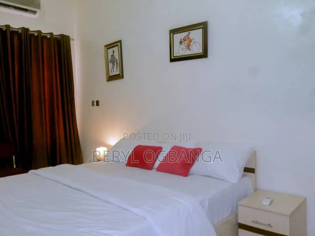 Furnished 4bdrm Duplex in Lekki Phase 2 for rent in Lekki Phase 2