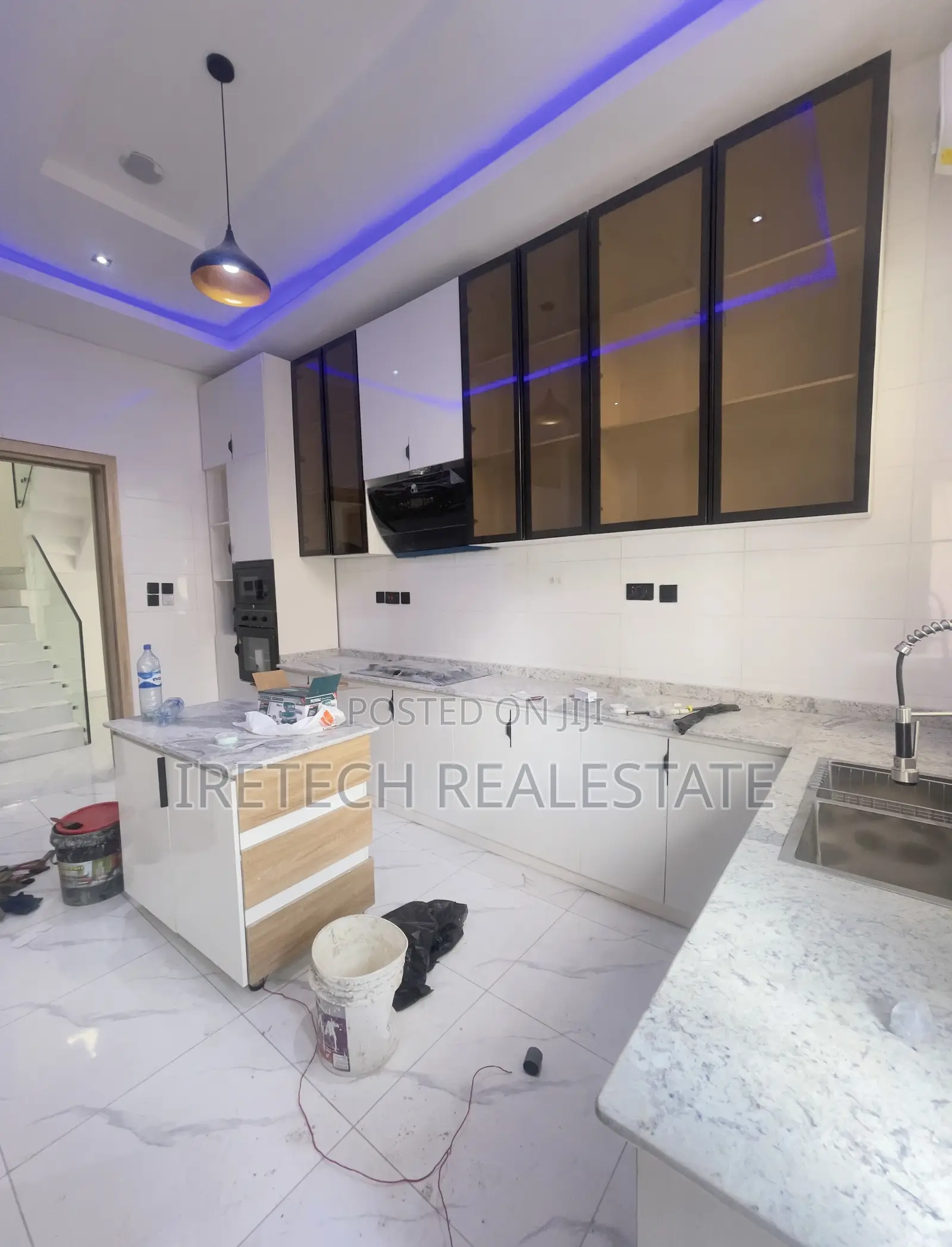 5bdrm Duplex in Ajah In A Secured, Olokonla for sale in Olokonla