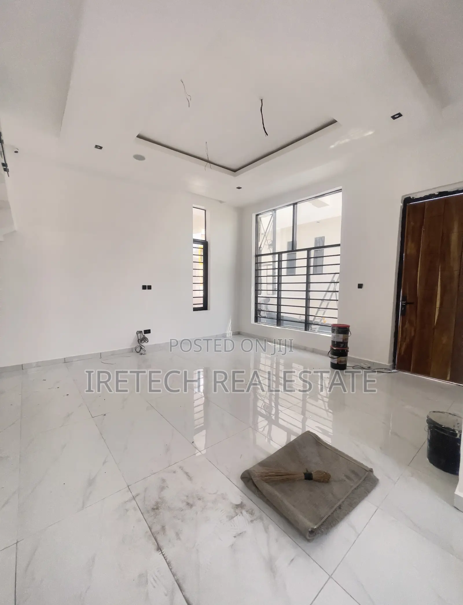 4bdrm Duplex in Ajah By Lagos, Off Lekki-Epe Expressway for sale in Off Lekki-Epe Expressway