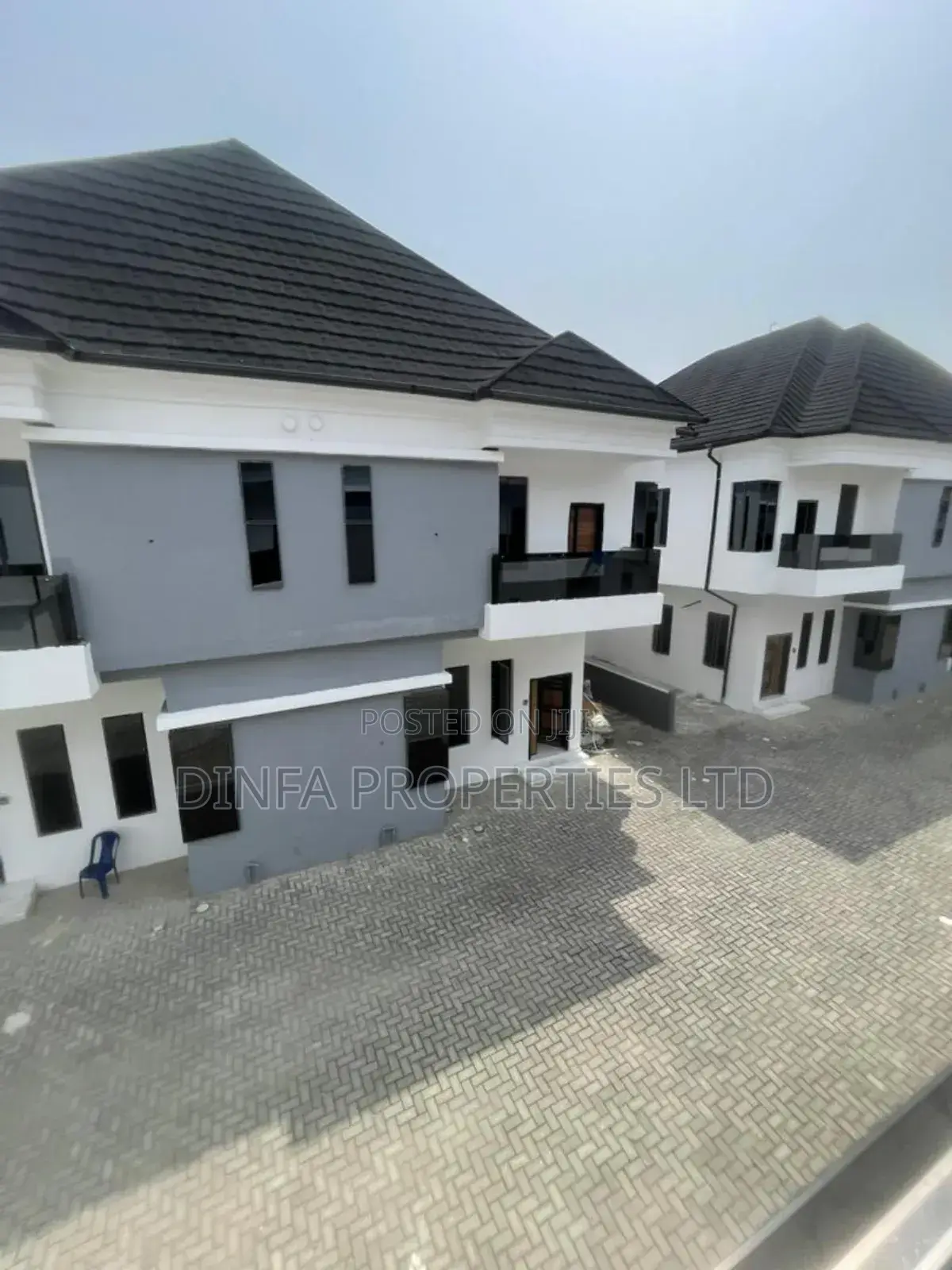 4bdrm Duplex in Harris Drive Vgc for rent in VGC / Ajah