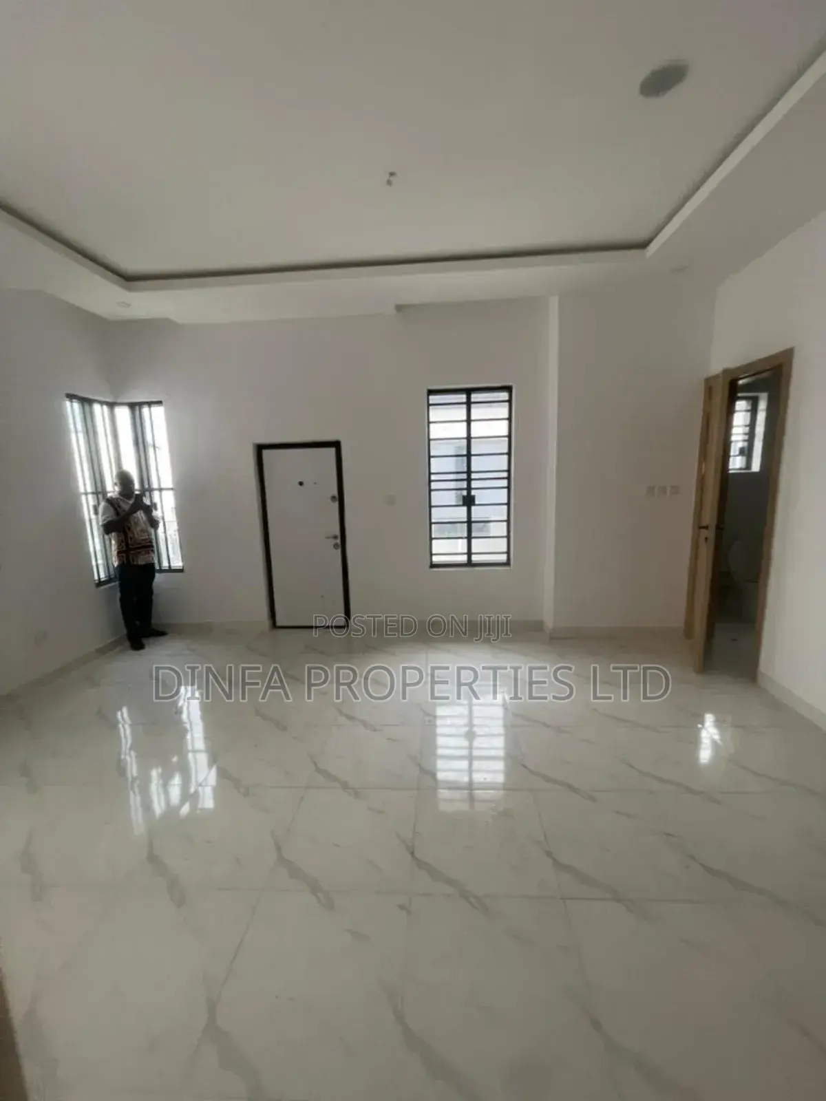 4bdrm Duplex in Harris Drive Vgc for rent in VGC / Ajah