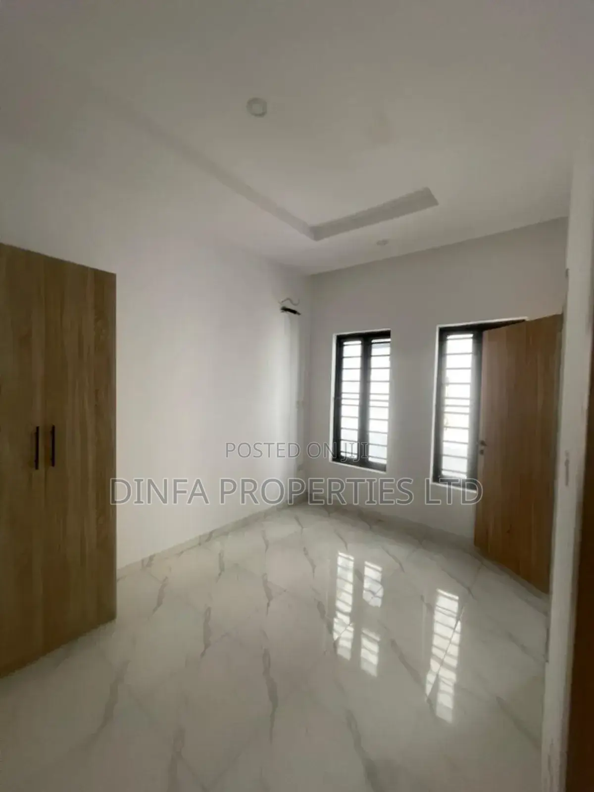 4bdrm Duplex in Harris Drive Vgc for rent in VGC / Ajah