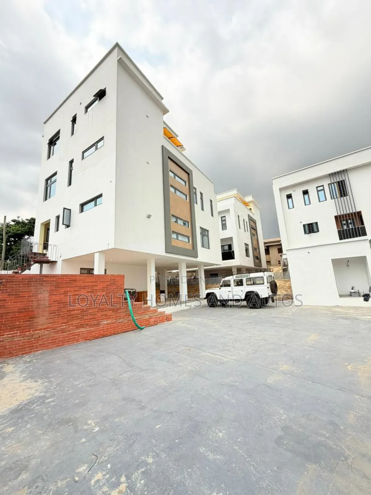 5bdrm Duplex in Maryland for sale in Maryland
