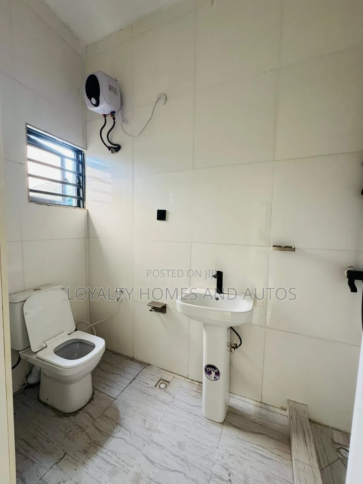 4bdrm Duplex in Surulere for sale in Surulere
