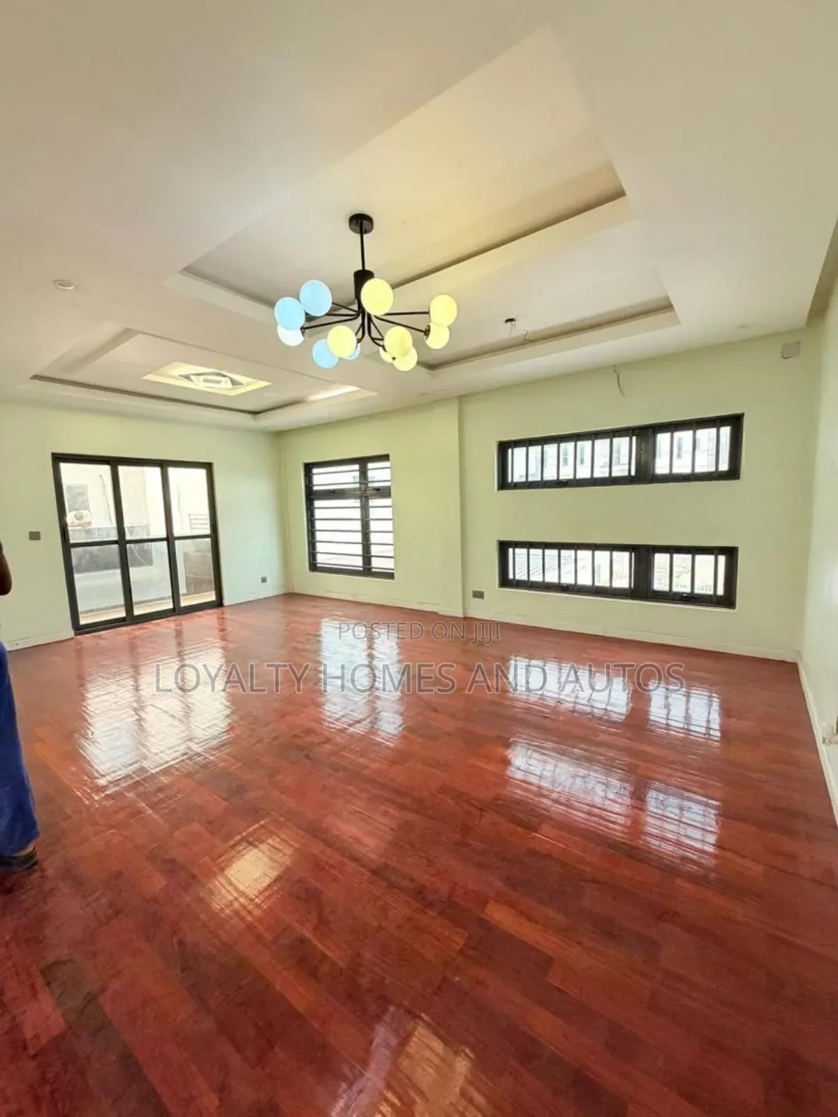 4bdrm Duplex in Surulere for sale in Surulere