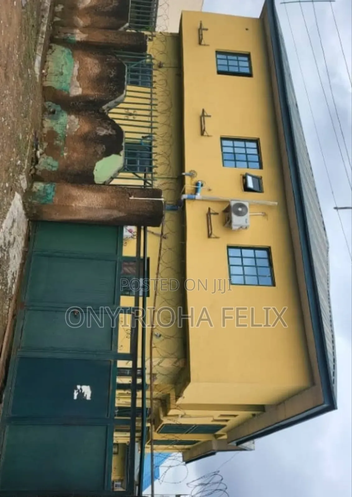 2bdrm Block of Flats in Crd Area Lugbe for sale in Lugbe District