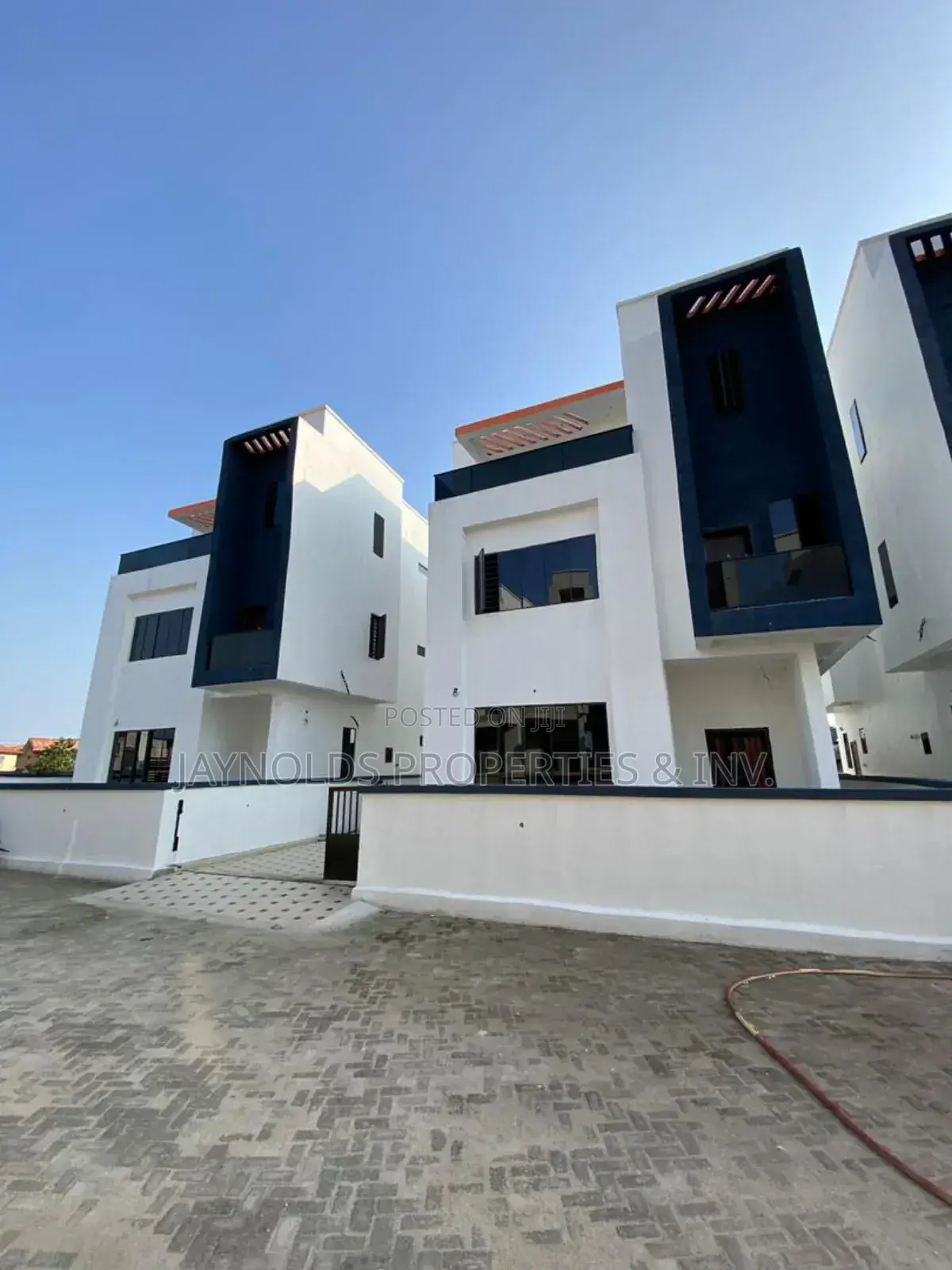 4bdrm Duplex in Ago Palace for sale in Ago Palace
