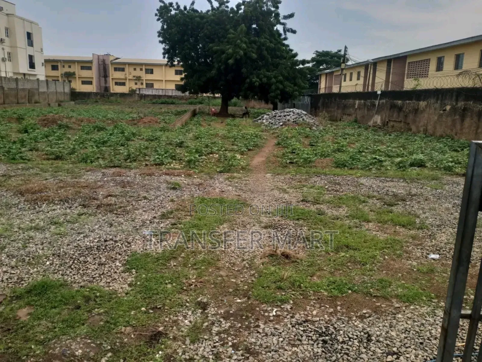 100/50 Plot of Land ; Residential Land. Type ; 465sqm. Square Metres in Karu