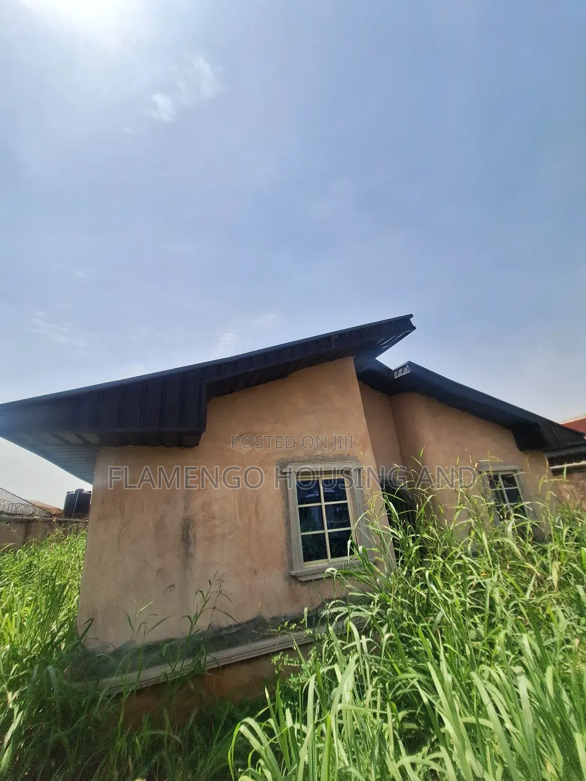 6bdrm Block of Flats in Benin City for sale in Benin City