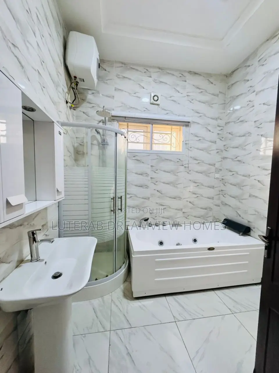 4bdrm Duplex in Guzape for rent in Guzape District