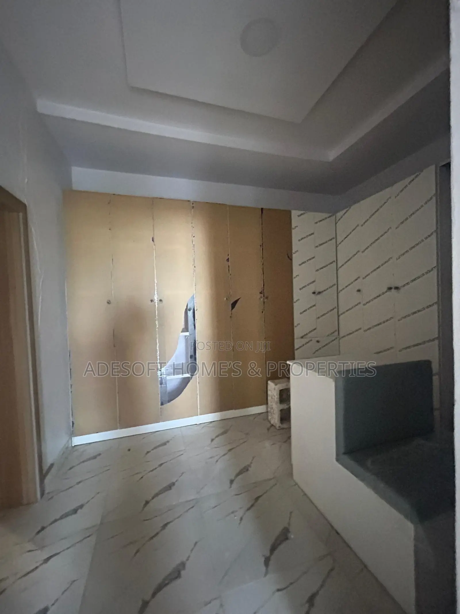 4bdrm Duplex in Chief Lateef Oyelade for sale in Oluyole