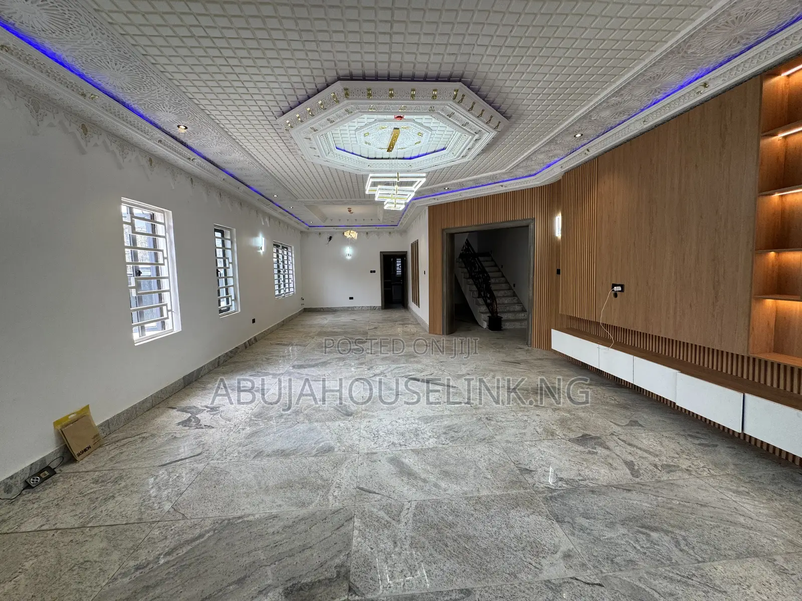 6bdrm Duplex in Katampe Extension for sale in Katampe Extension