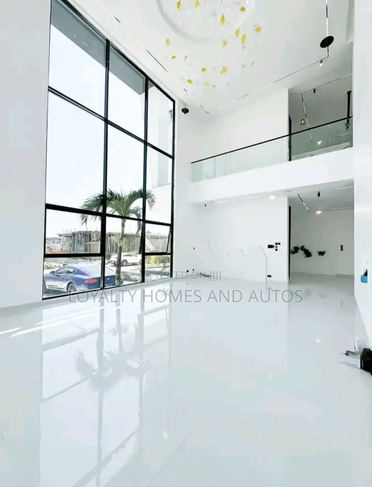 5bdrm Mansion in Osapa london for sale in Osapa london