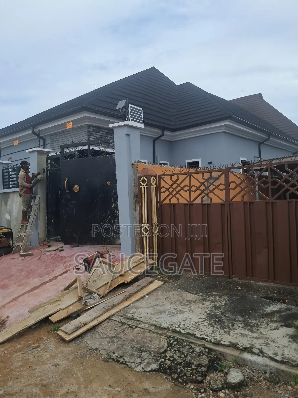 2bdrm Apartment in Close 35 Satellite for rent in Satellite Town