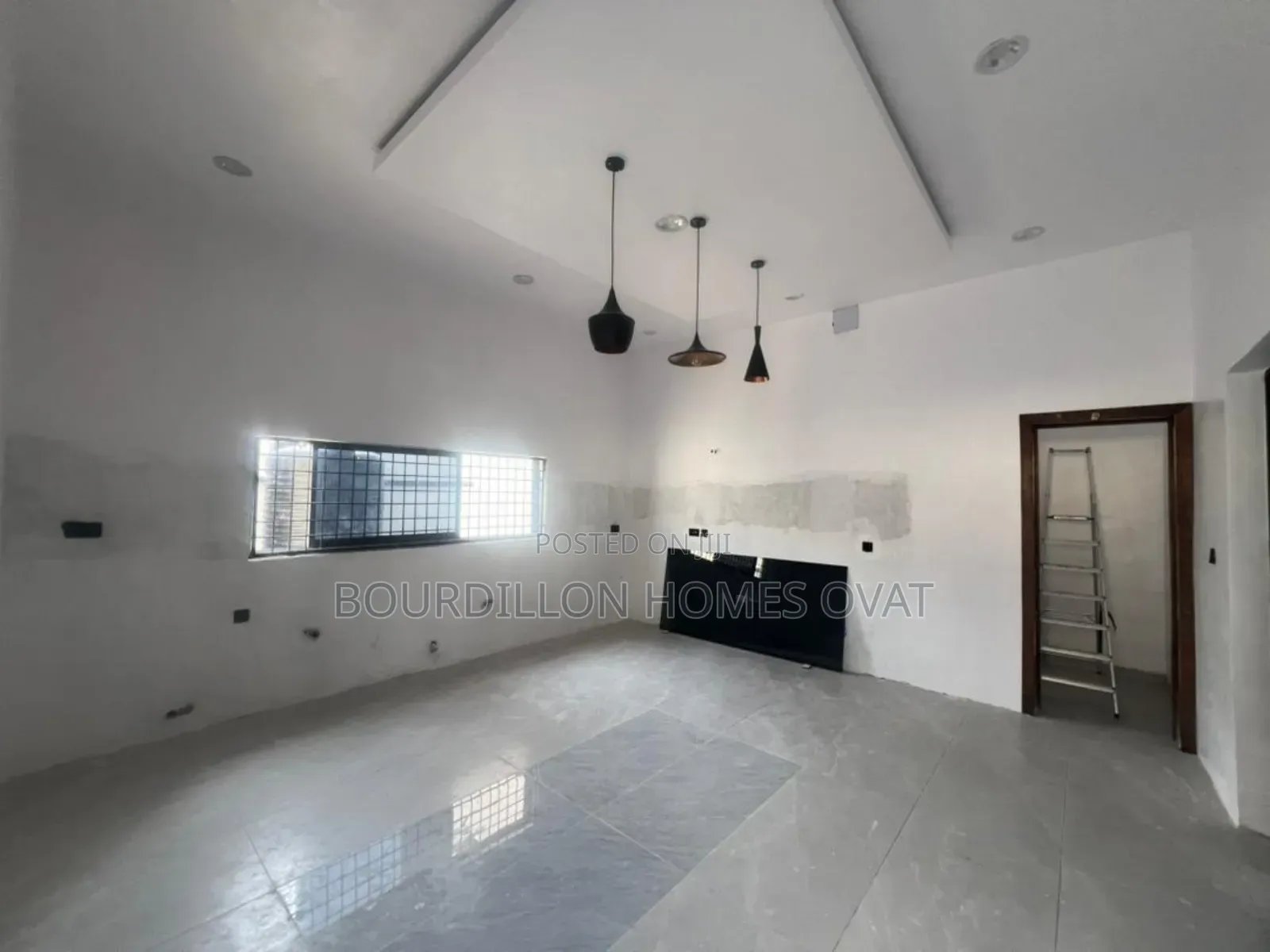 5bdrm Duplex in Lekki Phase 1 for rent in Lekki Phase 1