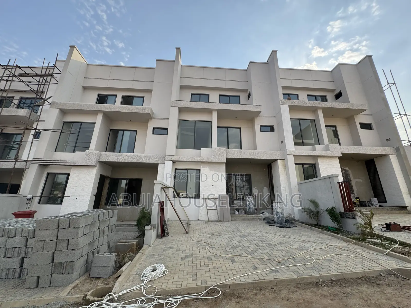 4bdrm Townhouse/Terrace in Maitama Main Abuja for sale in Maitama