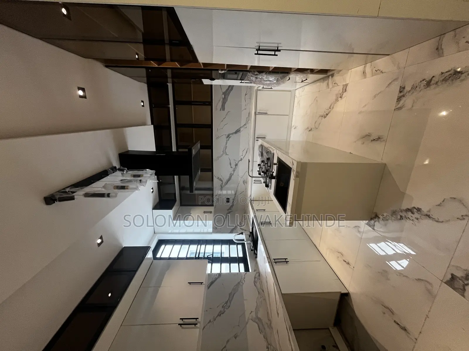 5bdrm Duplex in Lekki Phase 1 for sale in Lekki Phase 1